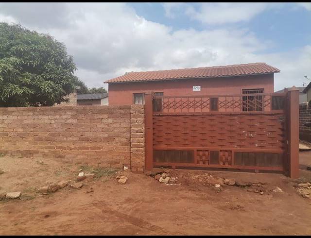 2 BEDROOM HOUSE FOR SALE IN SOSHANGUVE L